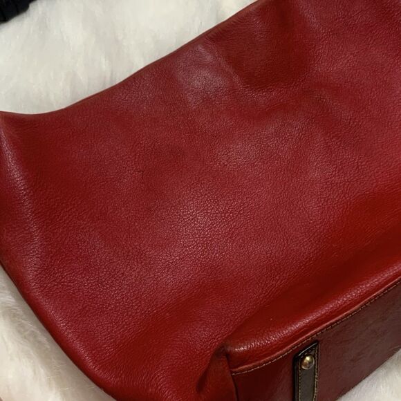 Dooney and Bourke Red Leather Large O Ring Calf Leather Hobo Purse - Picture 11 of 16
